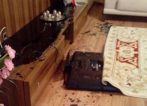 Türkiyədə zəlzələ anı kamerada - VİDEO