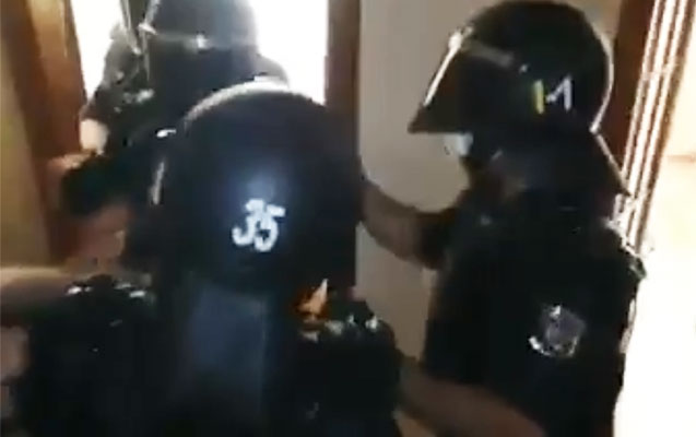 Polislə bağlı bu görüntülər tənqid olundu, nazirlik açıqlama verdi (VİDEO)