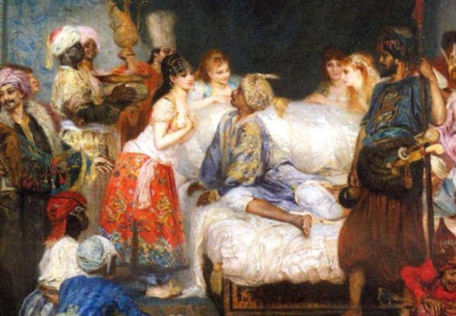 Dəhşətli ADƏTLƏR: hamilə vaxtı çoxlu kişi ilə sevişirdilər ki... - FOTOLAR 18+