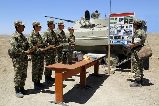 Курсанты Азербайджанского высшего военного училища выполнили боевые стрельбы - ВИДЕО