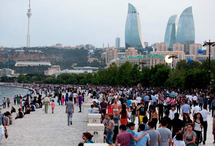 Azərbaycanda mühüm yenilik: İŞ SAATLARI DƏYİŞİR - DETALLAR AÇIQLANDI