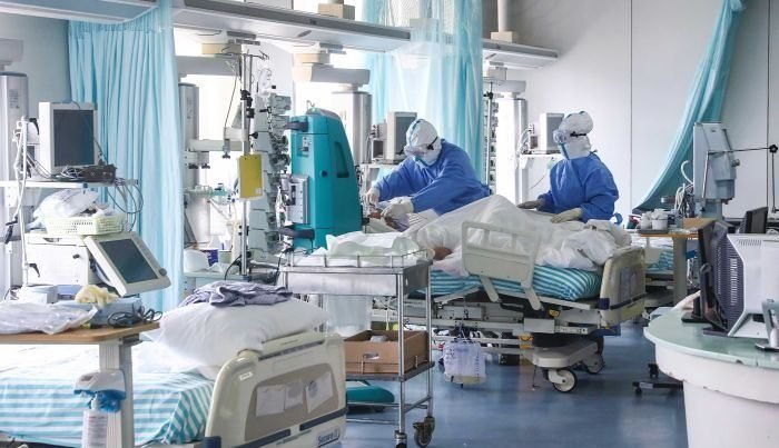 Koronanı yüngül keçirən xəstələr evdə qalacaqlar - QƏRAR