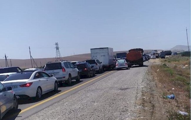 Bakı rayonlara axın edir: Postlarda böyük tıxac - FOTO/VİDEO