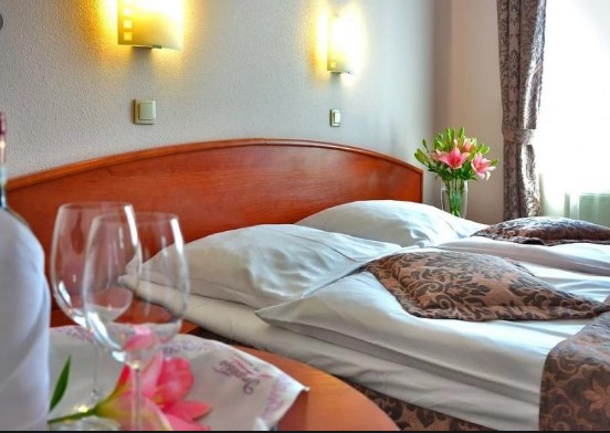 57 yaşlı qadın tanış olduğu gənc oğlanı bir gecəlik evinə çağırdı... - Sonrası HAMINI ŞOK EDƏCƏK