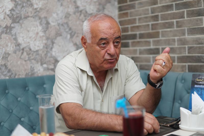 Azərbaycanlı professor: 