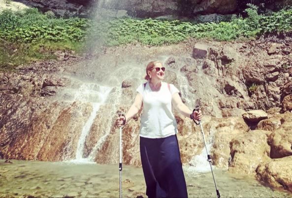 Hamını “Evdə qal”mağa səsləyən ÜST rəsmisi Quba və Qusarda dincəlir - FOTO/VİDEO