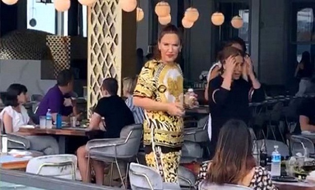 ''Pulum qalmayıb'' dedikdən sonra restoran açan məşhuru — BİABIR ETDİLƏR