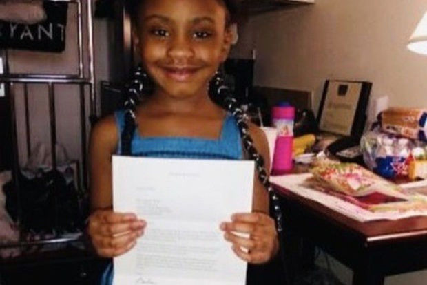 Барбара Стрейзанд подарила дочери Джорджа Флойда акции Disney