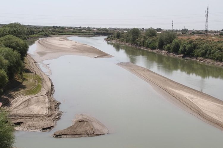 “Neftçalada içməli su probleminin həlli istiqamətində işlər görülür” — Mirhəsən Seyidov
