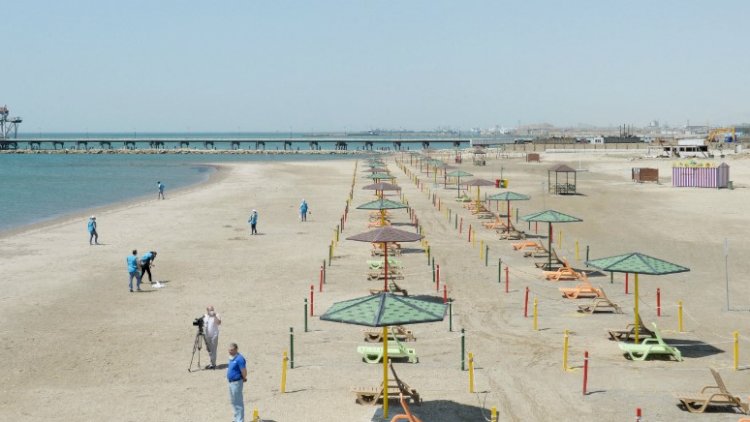 Leyla Əliyevanın təşəbbüsü ilə Bakıda pulsuz çimərlik istifadəyə verildi – FOTOLAR