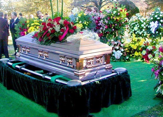 Hamilə qadını dəfn edirdilər, birdən uşaq ağlamağı səsi gəldi, tabutu açanda ŞOK OLDULAR