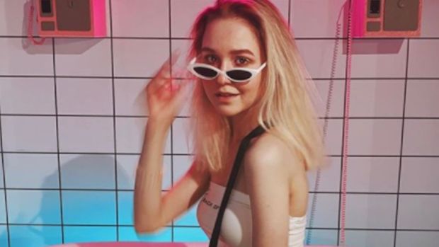 Ставшая миллионершей в 15 лет российская блогерша погибла на Бали в 18