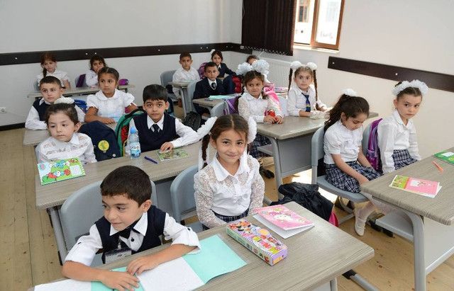 Valideyinlərin NƏZƏRİNƏ!!! Azərbaycanda məktəblər bu tarixdə açıla bilər..15 avqustda...