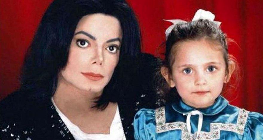 Дочь Майкла Джексона выложила редкие снимки певца - ФОТО