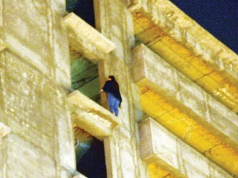 Ərinin bu hərəkətinə görə özünü öldürmək istədi - Qorxulu ANLAR