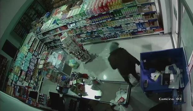 “AL Market”dən oğurluq edən şəxs tutuldu