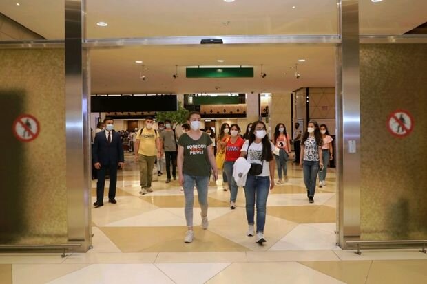 Daha 19 həkim Türkiyədən Azərbaycana gətirildi