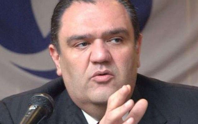 Sabiq bankir deputat sahibkarı aldatdı - FAKT