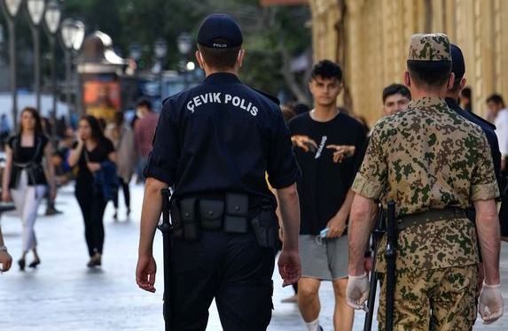 Azərbaycan ordusunun bəzi bölmələri karantinə nəzarətə cəlb edildi - RƏSMİ