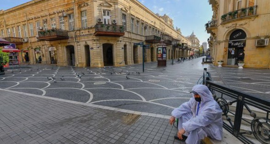 В Баку провели очередную масштабную дезинфекцию - ФОТО/ВИДЕО