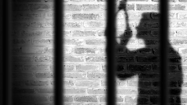 10 qadını qətlə yetirən manyak təcridxanada ölü tapıldı - VİDEO