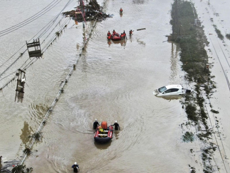 Yaponiyada leysan yağışlar nəticəsində həlak olanların sayı 42 nəfərə çatıb - FOTO