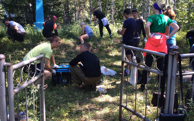 Rusiyada miqrantların kütləvi məzarlığı tapılıb - FOTO