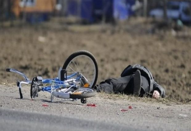 Bakıda avtomobil velosipedçini vurub qaçdı - ANBAAN VİDEO