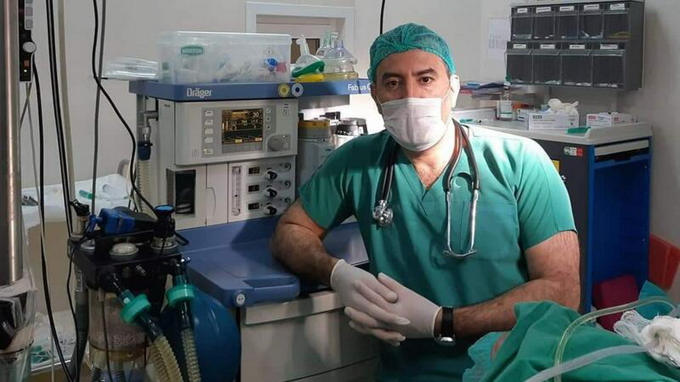 Tanınmış həkim COVID-19-dan tez sağalmağın yolunu göstərdi: Çoxlu qarpız yeyin...