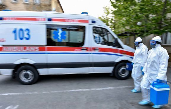 Koronavirusa yoluxan bacı-qardaş sağaldı - FOTO