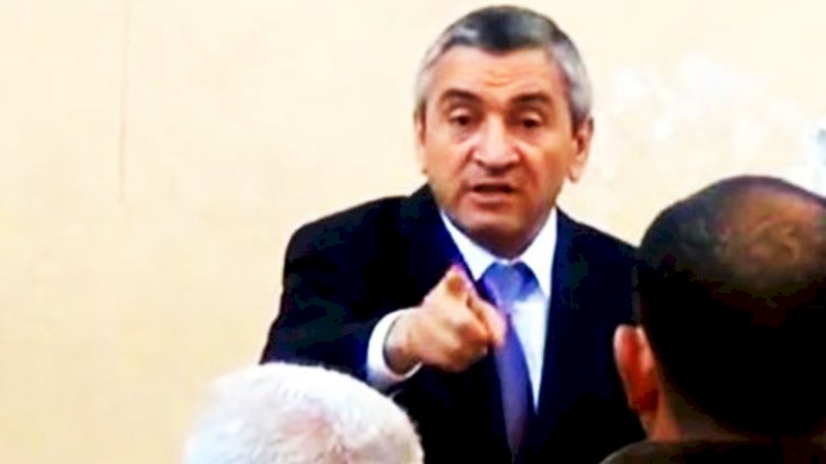 İcra başçısı operativ qərargahın qoyduğu qaydaları pozdu - Video