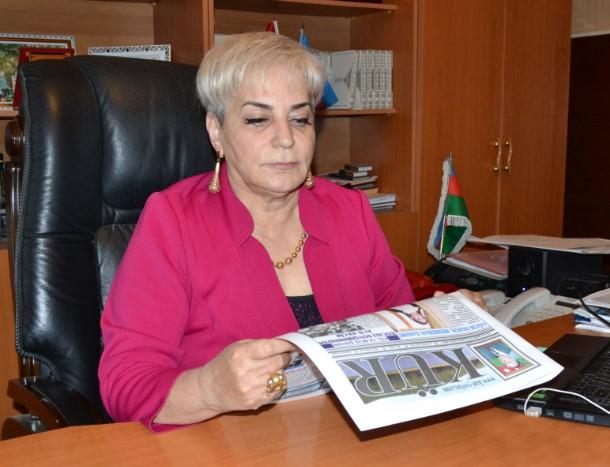 Əyalət qəzeti, necə yaşayırsan? - Əminə Yusifqızının yazısı