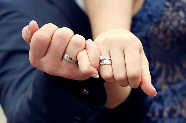 Nişanlı cütlüyün davasına ailələr qoşuldu, qan töküldü: Bir ölü, beş yaralı