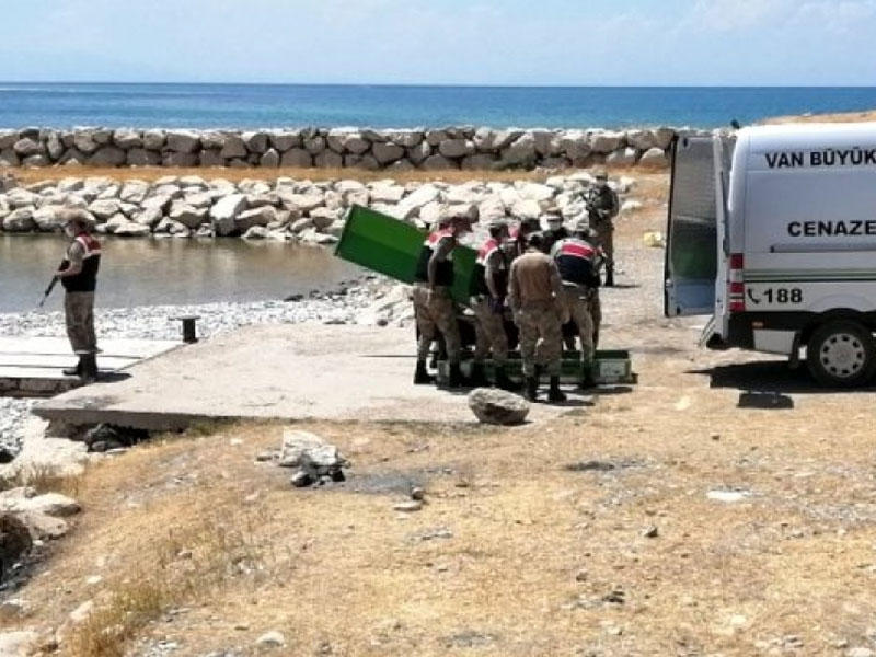 Van gölündən çıxarılan cəsədlərin sayı 25-ə çatıb