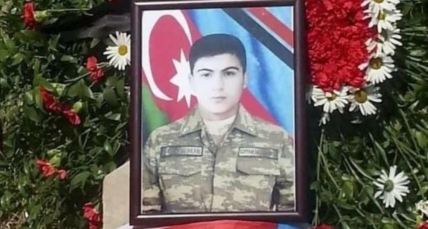 Отец шехида: Последний раз Хайям говорил с дедушкой - ФОТО