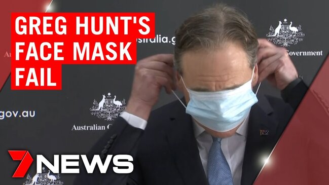 Avstraliya səhiyyə naziri maskanı taxa bilmədi - VİDEO