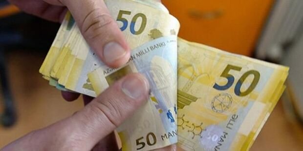 Sumqayıtda tullantıları qalaqlayıb yandıran şəxs 600 manat cərimələndi