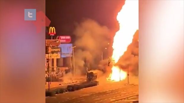 Yanacaq daşıyan yük maşınında dəhşətli yanğın – ANBAAN VİDEO