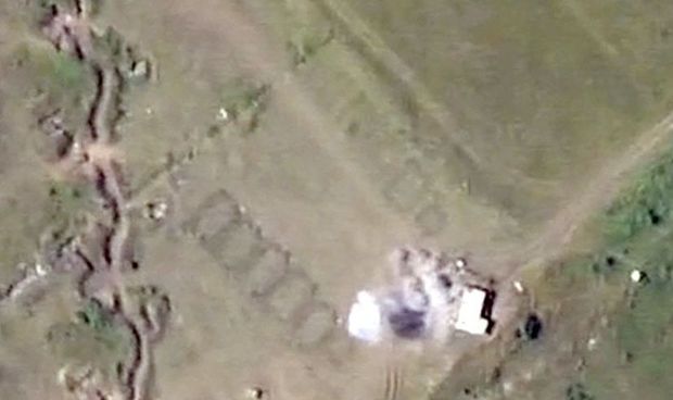 Ermənistanın artilleriya divizionunun idarəetmə məntəqəsi məhv edildi - VİDEO