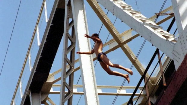 10 yaşlı məktəblinin selfi həvəsi faciə ilə bitdi