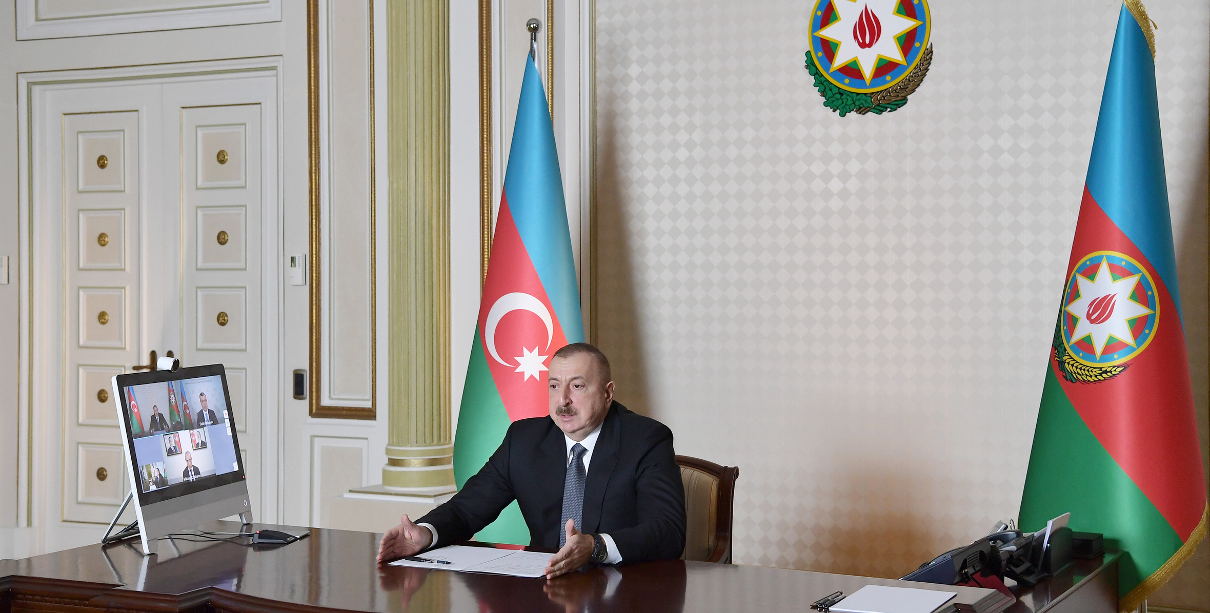 Prezident şəhid generalla, polkovnikin ailəsinə ev verdi