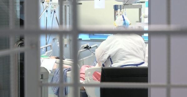 Azərbaycanda daha bir həkim koronavirusdan öldü - FOTO