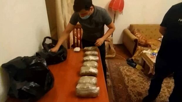 Azərbaycana 15 kiloqrama yaxın narkotik gətirən şəxslər tutuldu - VİDEO