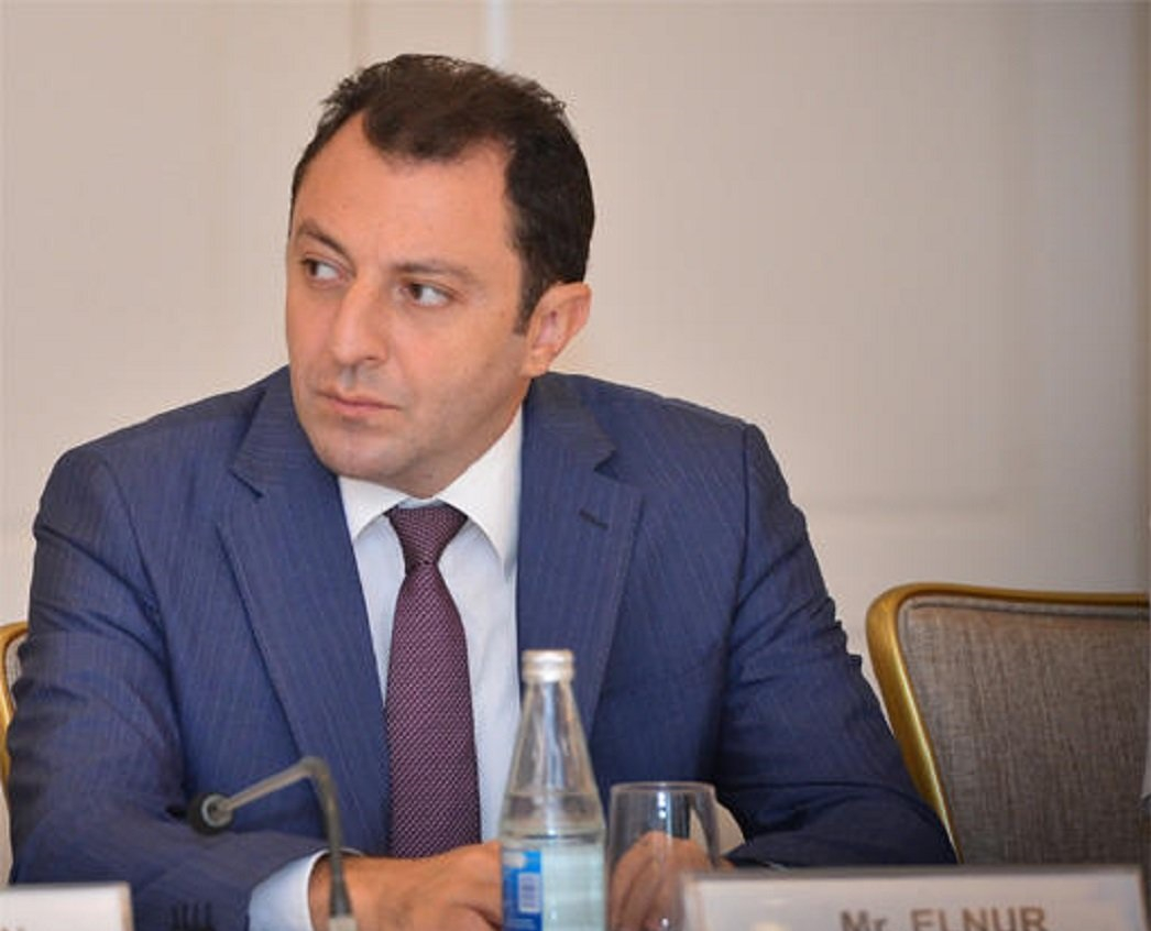 Azərbaycanda nazirin müşaviri vəzifəsindən azad edildi