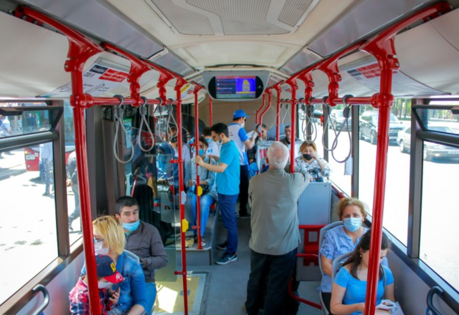 Avtobuslarda tibbi maskadan istifadə nə qədər önəmlidir? - VİDEO