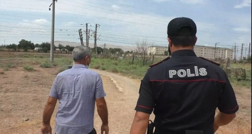 Арестованы водители, перевозившие пассажиров в регионы по грунтовой дороге - ФОТО