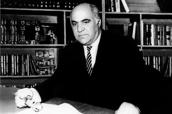 1 августа - День азербайджанского алфавита