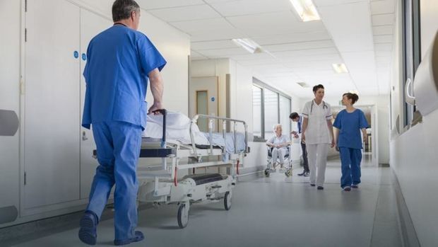 В Баку 61-летняя женщина пострадала в аварии