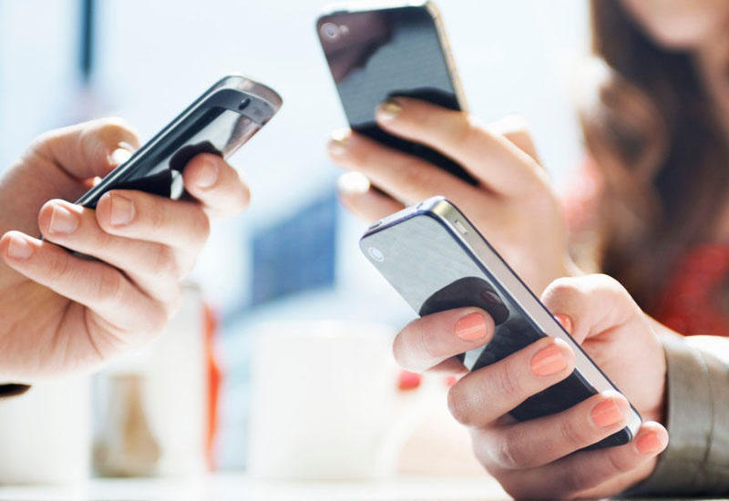 В Азербайджане с 5 августа отменяется система СМС-разрешений