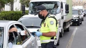 Bakının bu küçəsində yol nişanları düzgün deyil: sürücülər qanunsuz cərimələnir - VİDEO